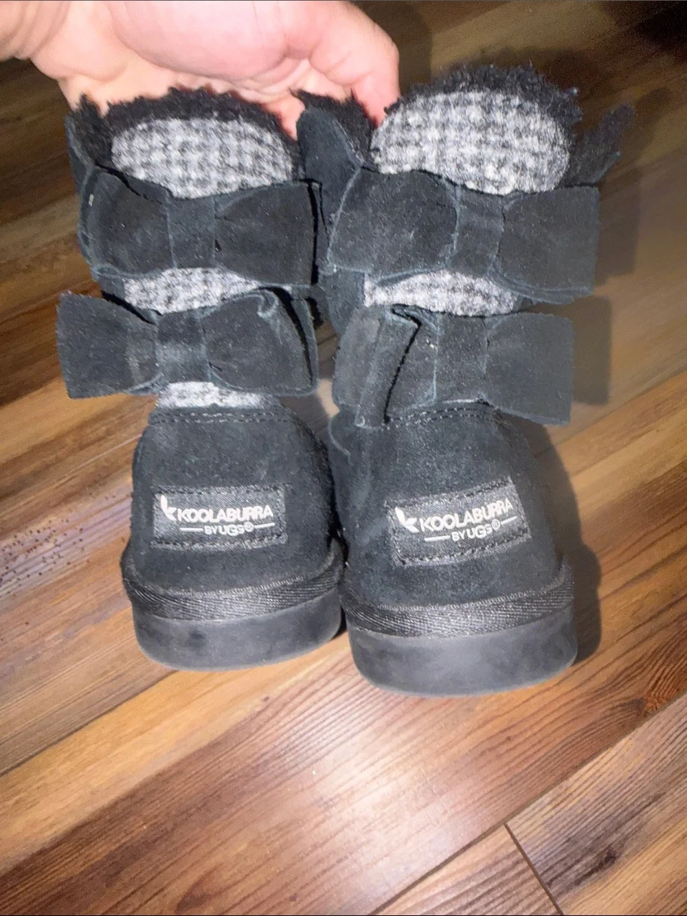 Koolaburra by UGG Black Suede Bow Back Winter Boots